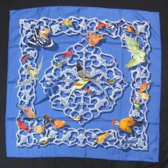 A variation of the Hermès scarf `Oiseaux de l'inde et de l'himalaya ` first edited in 2001 by `Catherine Baschet`