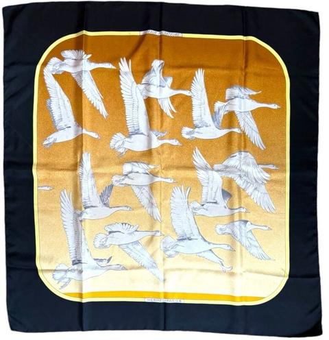 A variation of the Hermès scarf `Oiseaux migrateurs` first edited in 1977 by `Caty Latham`