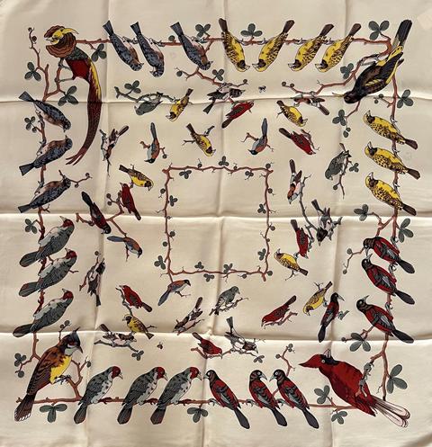 A variation of the Hermès scarf `Oiseaux sur un fil ` first edited in 1994 by `Hugo Grygkar`