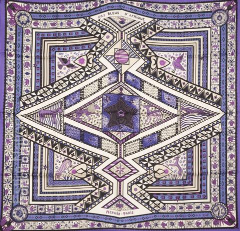 A variation of the Hermès scarf `Ors bleus d'afrique ` first edited in 2013 by `Zoè Pauwels`