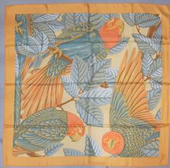 A variation of the Hermès scarf `Les perroquets (détail)` first edited in 2001 by `Joachim Metz`