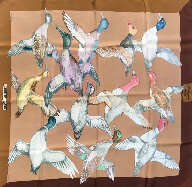 フランス発 ☆HERMES☆ ヴィンテージ カレ 90 Sauvagine en Vol フランス発 ☆HERMES☆ ヴィンテージ カレ 90 Sauvagine en Vol