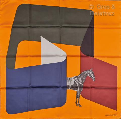 A variation of the Hermès scarf `La serpentine de pierre charpin` first edited in 2018 by `Pierre Charpin`