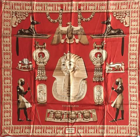 A variation of the Hermès scarf `Tutankhamun ` first edited in 1976 by `Vladimir Rybaltchenko`