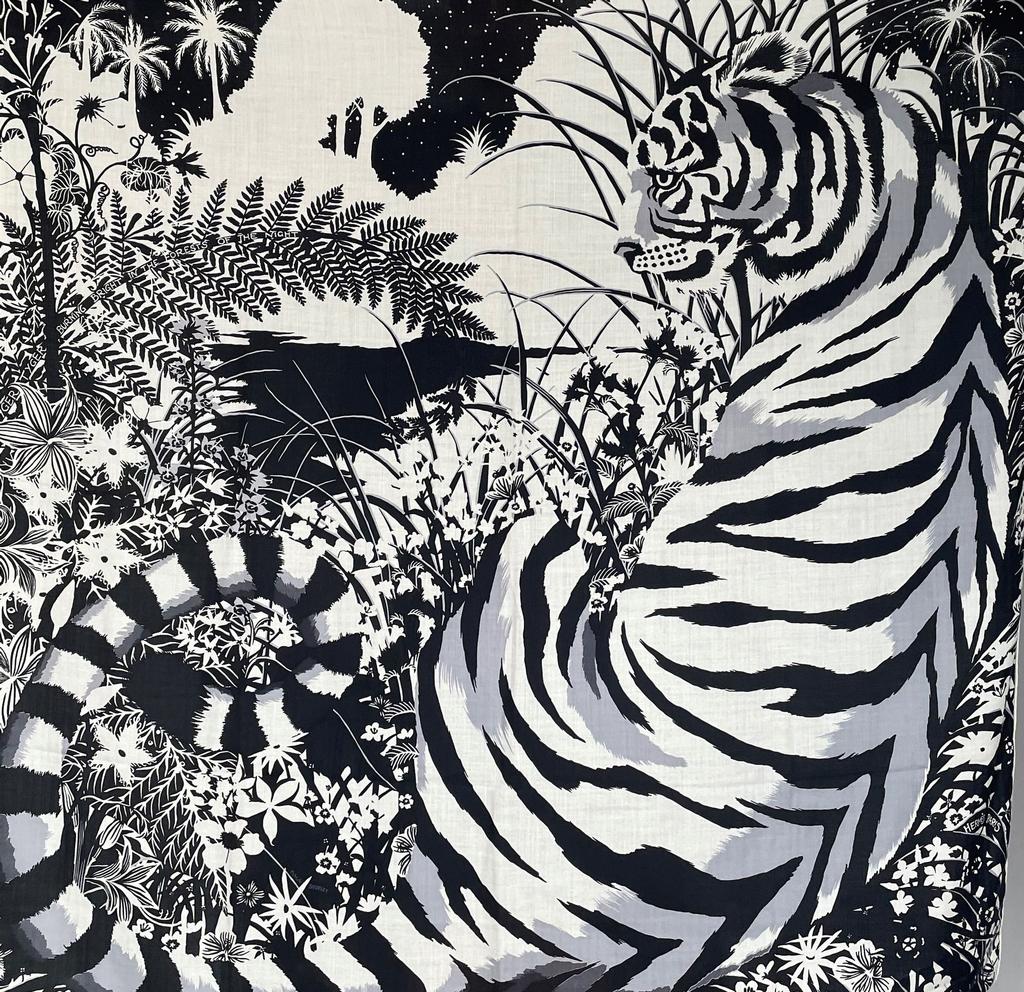 【HERMES】エルメス カシシル 140 TYGER TYGER NOIR Tyger tyger black - Hermès Scarf Details | Scarf Sage