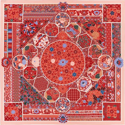 A variation of the Hermès scarf `Collections Imperiales` first edited in 2015 by `Catherine Baschet`