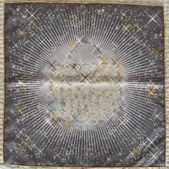 A variation of the Hermès scarf `Magic kelly` first edited in  by `Dimitri Rybaltchenko`