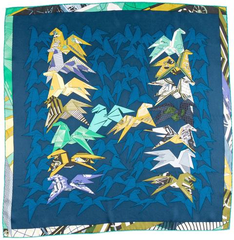 A variation of the Hermès scarf `Cocottes de soie` first edited in 2009 by `Anamorphèe`