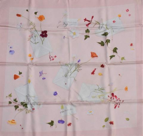 A variation of the Hermès scarf `Des fleurs pour le dire ` first edited in 2005 by `Leigh P. Cook`