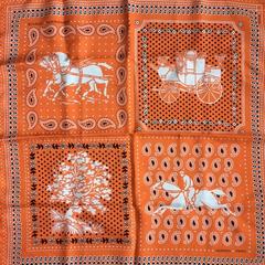 A variation of the Hermès scarf `Écuries parisienne  ` first edited in 2015 by `Archives Hermès`
