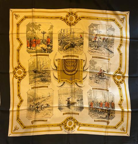 A variation of the Hermès scarf `Épisodes de la chasse à courre  ` first edited in 1963 by `Charles-Jean Hallo`