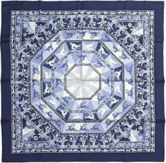 A variation of the Hermès scarf `Fleurs d'hiver` first edited in 2007 by `Sandra Laroche`