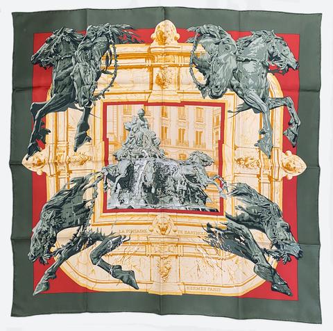 A variation of the Hermès scarf `La fontaine de bartholdi ` first edited in 1995 by `Vladimir Rybaltchenko`