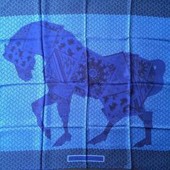 A variation of the Hermès scarf `À cheval sur mon carré` first edited in 2006 by `Bali Barret`